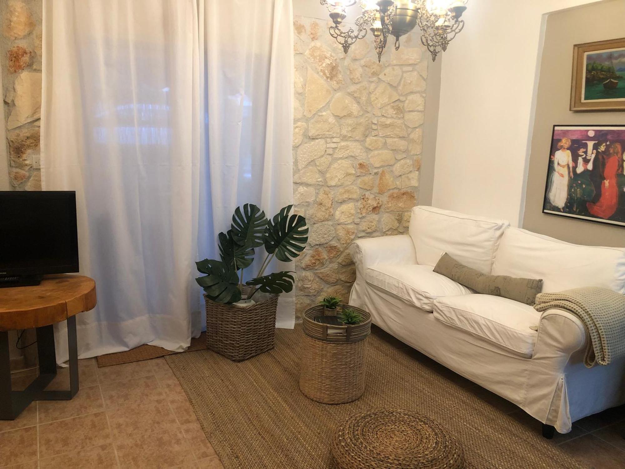 Hospitality M7 Holiday home *